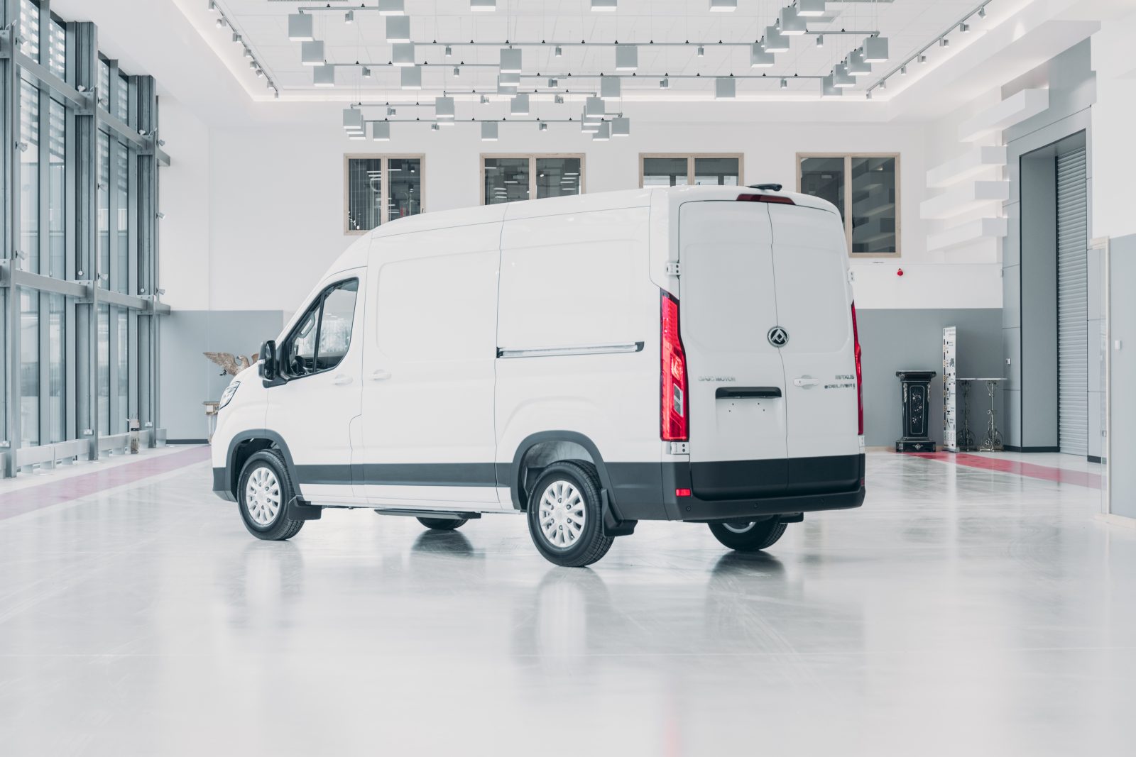 Maxus eDeliver 9 electric van